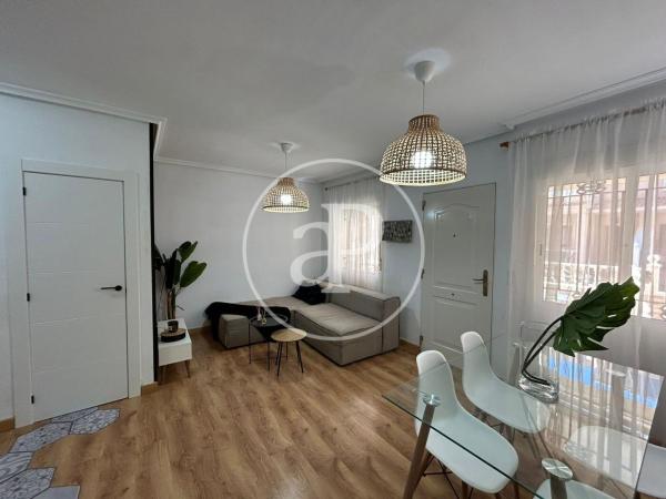 Chalet adosado en Playa Flamenca, Orihuela thumbnail 2