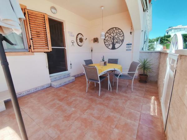 Chalet adosado en Playa Flamenca, Orihuela thumbnail 2