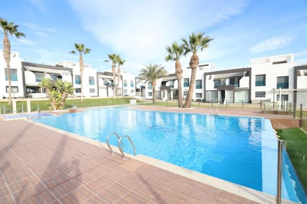 Chalet adosado en La Zenia, Orihuela photo 4