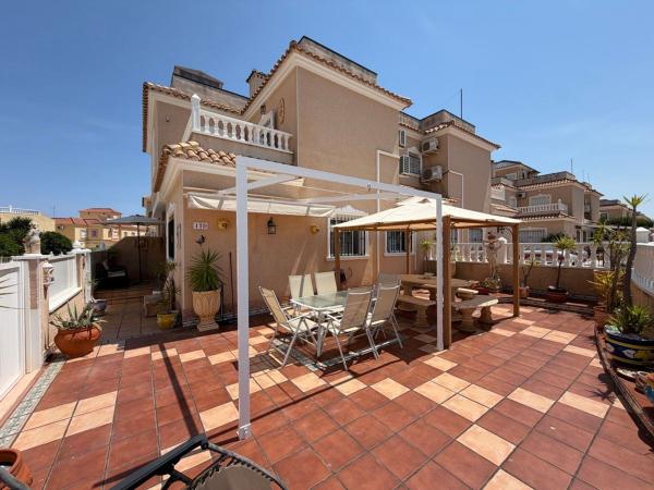 Chalet adosado en Calle Granito, La Regia, Orihuela photo 1