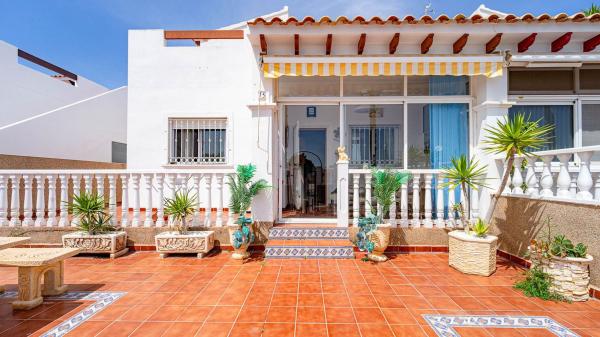 Chalet adosado en Calle Nazaries, 1, La Ciñuelica - Villa Rosa, Orihuela thumbnail 1