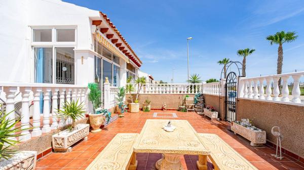 Chalet adosado en Calle Nazaries, 1, La Ciñuelica - Villa Rosa, Orihuela thumbnail 2