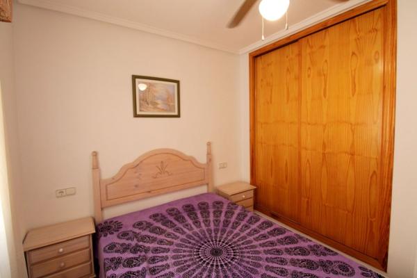 Chalet adosado en Playa Flamenca, Orihuela thumbnail 2