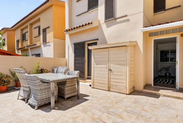 Chalet adosado en Lomas de Cabo Roig, Orihuela photo 4