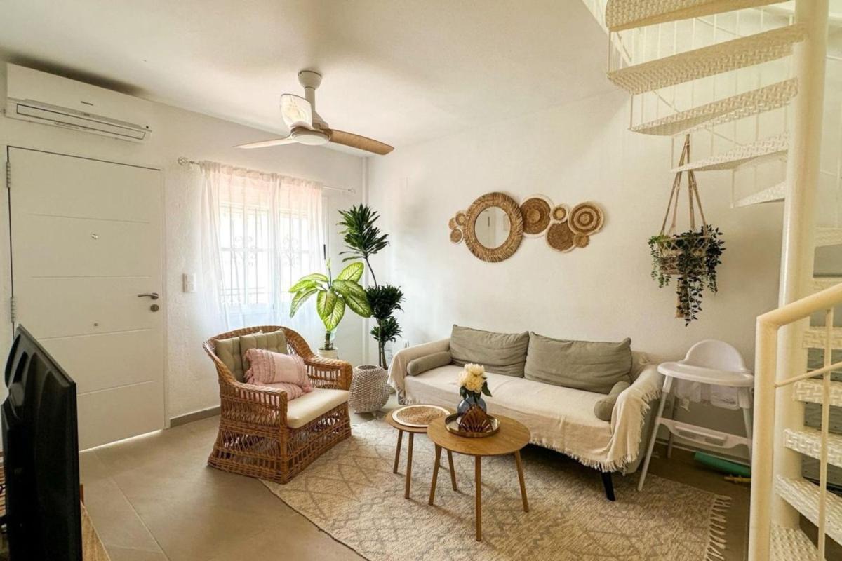Sale of apartment in Piso en Calle Guapiles, Playa Flamenca, Orihuela, Orihuela
photo 1