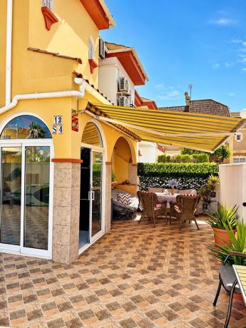 Chalet adosado en Urbanización Florida J4, La Florida, Orihuela photo 1