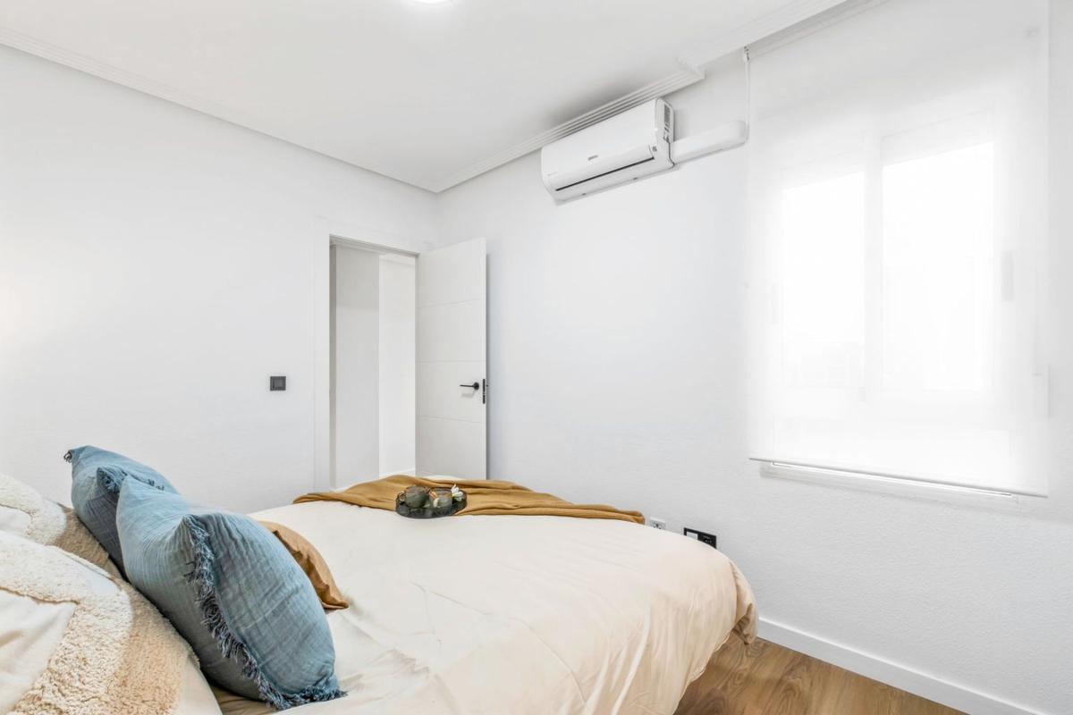 Sale of apartment in Piso en Calle Navel, Horizonte - La Campana, Orihuela, Orihuela
photo 5