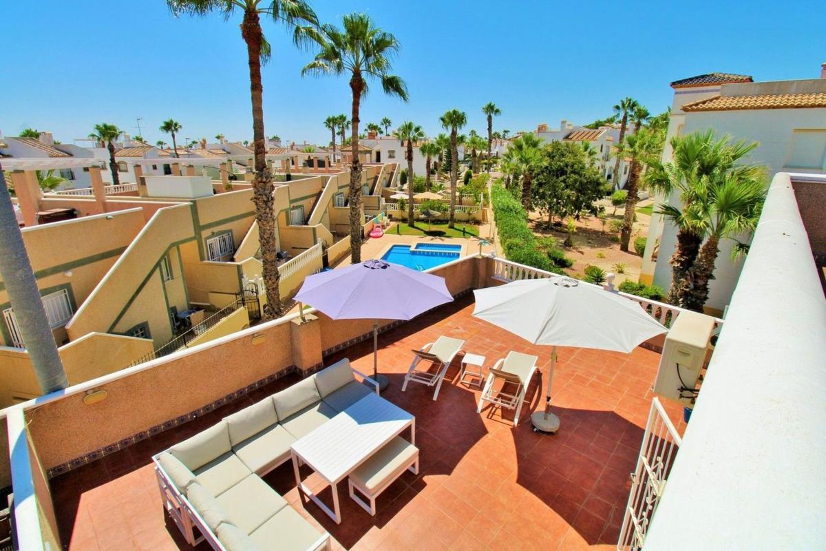 Sprzedaż mieszkania w Piso en Villamartín, Orihuela, Orihuela
photo 2