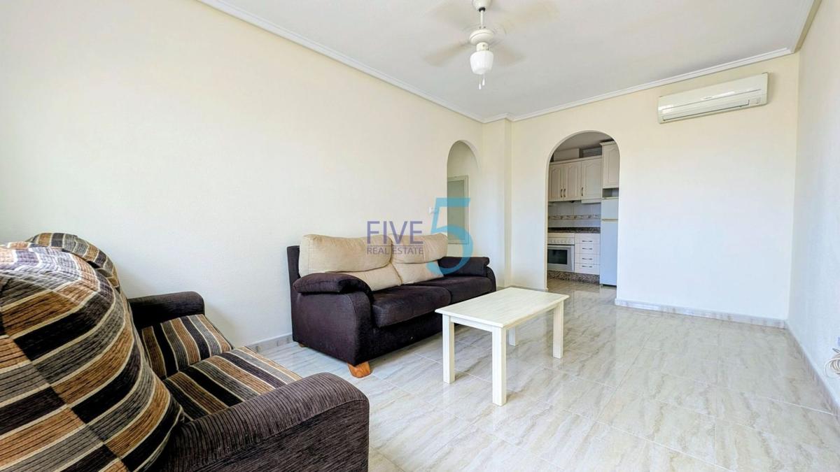Sprzedaż mieszkania w Piso en Villamartín, Orihuela, Orihuela
photo 5