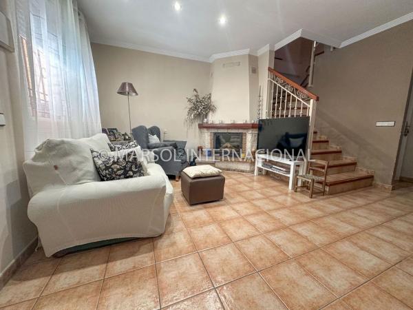 Chalet adosado en Calle País Valenciano, Orihuela Ciudad, Orihuela photo 4