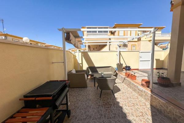 Sprzedaż mieszkania w Piso en Calle Niágara, Playa Flamenca, Orihuela, Orihuela
 photo 4