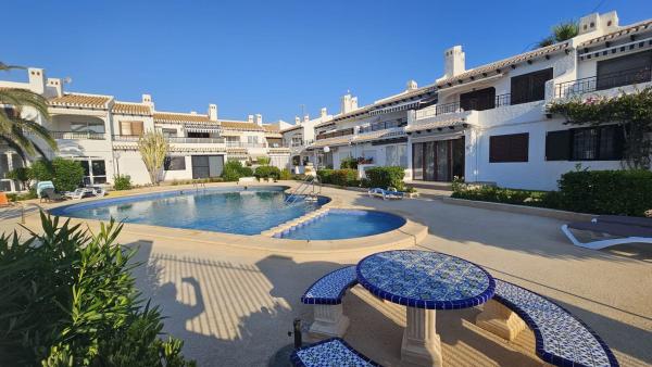 Ático en venta en Ático en Ancla-cabo Roig, 27, Cabo Roig, Orihuela, Orihuela photo 1
