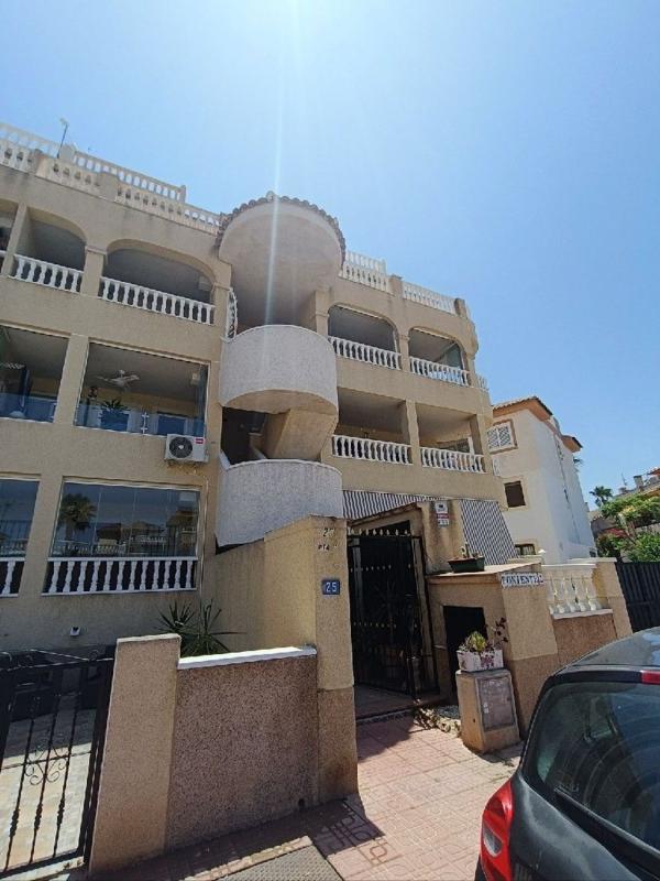 Venta de piso en Piso en Calle Limón, Horizonte - La Campana, Orihuela, Orihuela
 photo 2