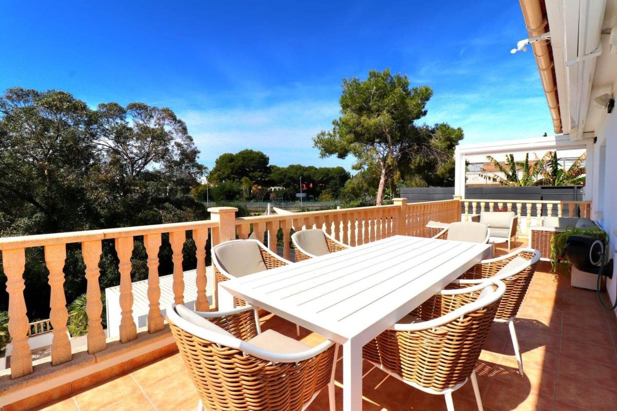Sprzedaż niezależnego domku jednorodzinnego w Casa o chalet independiente en Calle Juan Ramón Jiménez, 2, Campoamor, Orihuela, Orihuela photo 3