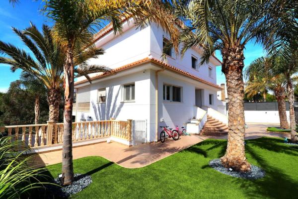 Chalet wolnostojący na sprzedaż w  Casa o chalet independiente en Calle Juan Ramón Jiménez, 2, Campoamor, Orihuela, Orihuela photo 4