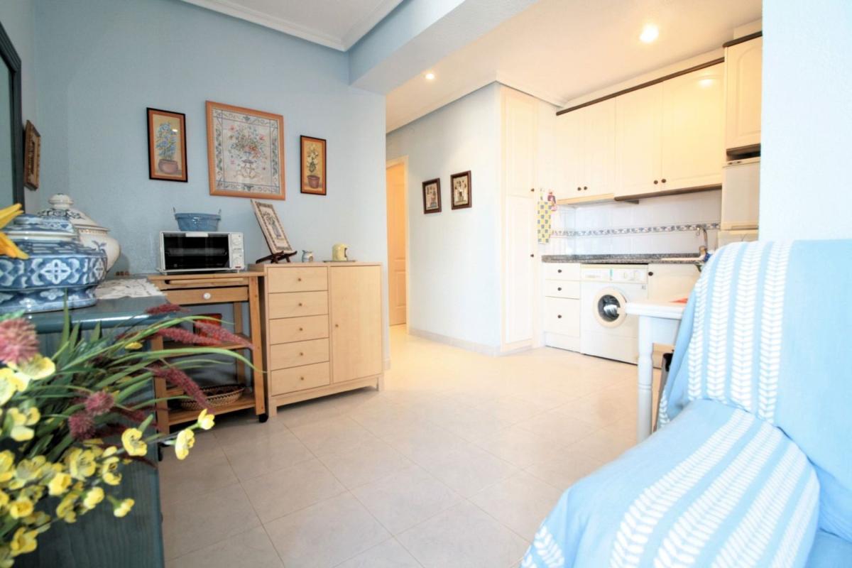 Venta de estudio en Estudio en Calle Gabriel y Galán, Campoamor, Orihuela, Orihuela photo 3