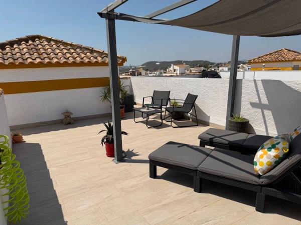 Ático en venta en Ático en Desamparados-Hurchillo-Torremendo, Orihuela, Orihuela photo 1