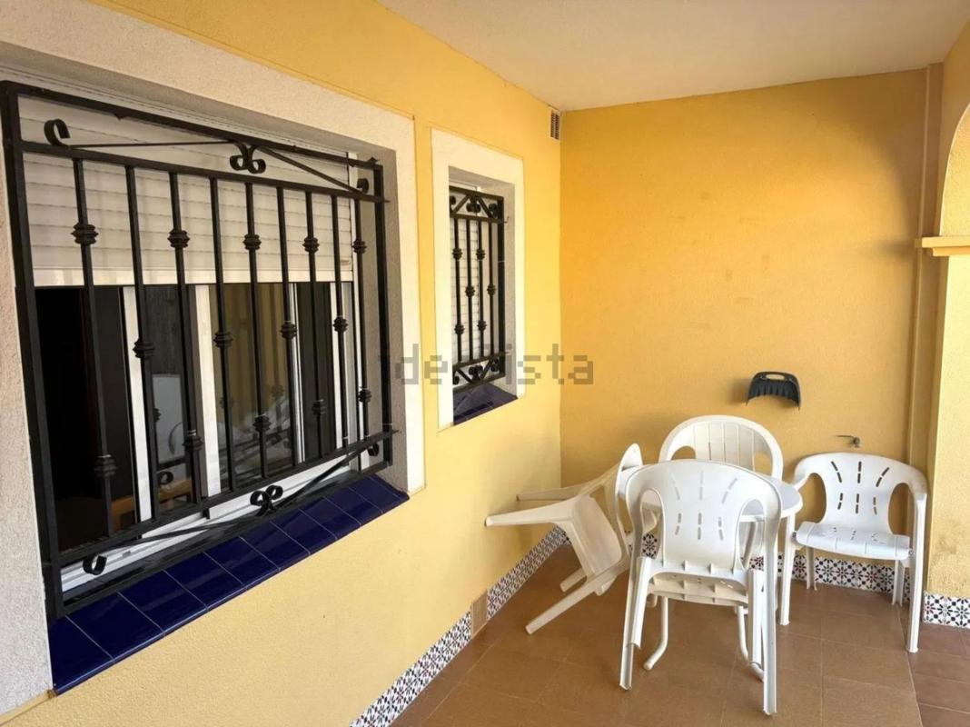 Venta de piso en Piso en Calle Lagunas de Ruidera, 648, Zona Lago - Los Almendros, Orihuela, Orihuela
 photo 5