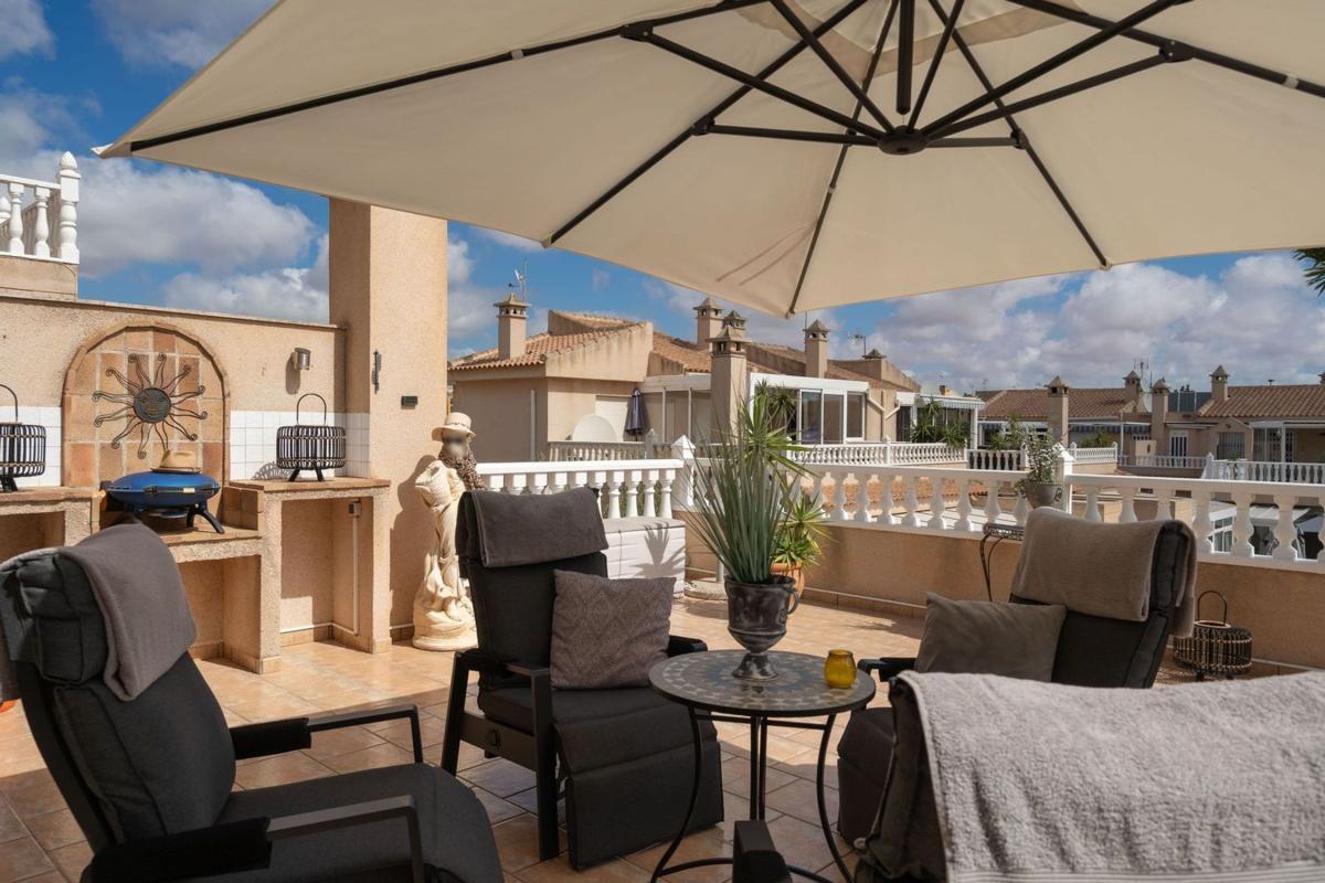 Продажа дуплекса на Dúplex en Calle Nicolás de Bussi, Playa Flamenca, Orihuela, Ориуэла photo 3