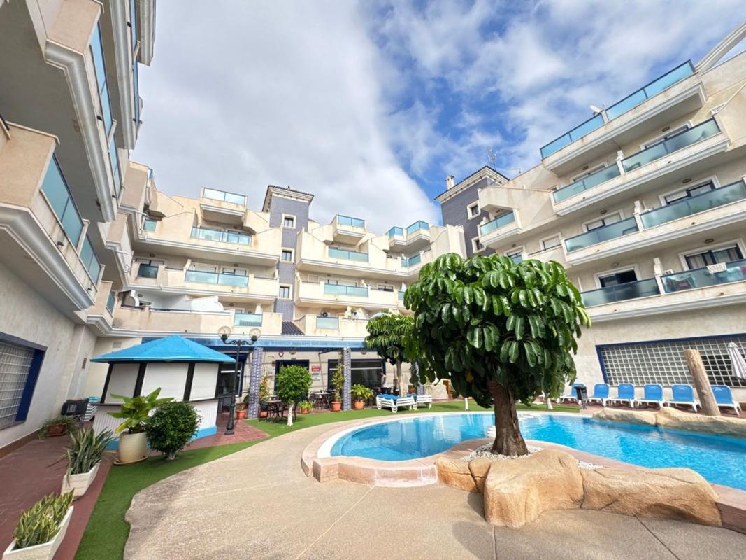 Sale of apartment in Piso en Aguamarina, Orihuela, Orihuela
photo 1