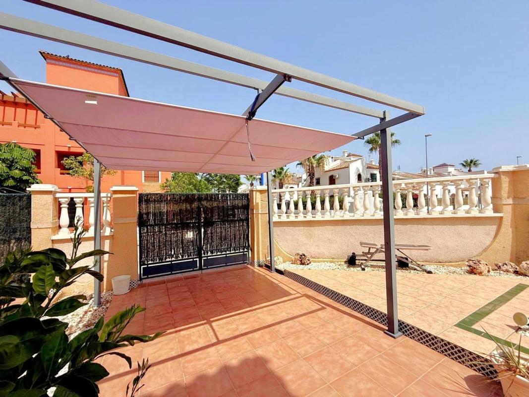 Sale of apartment in Piso en Calle la Boheme, Villamartín, Orihuela, Orihuela
 photo 4