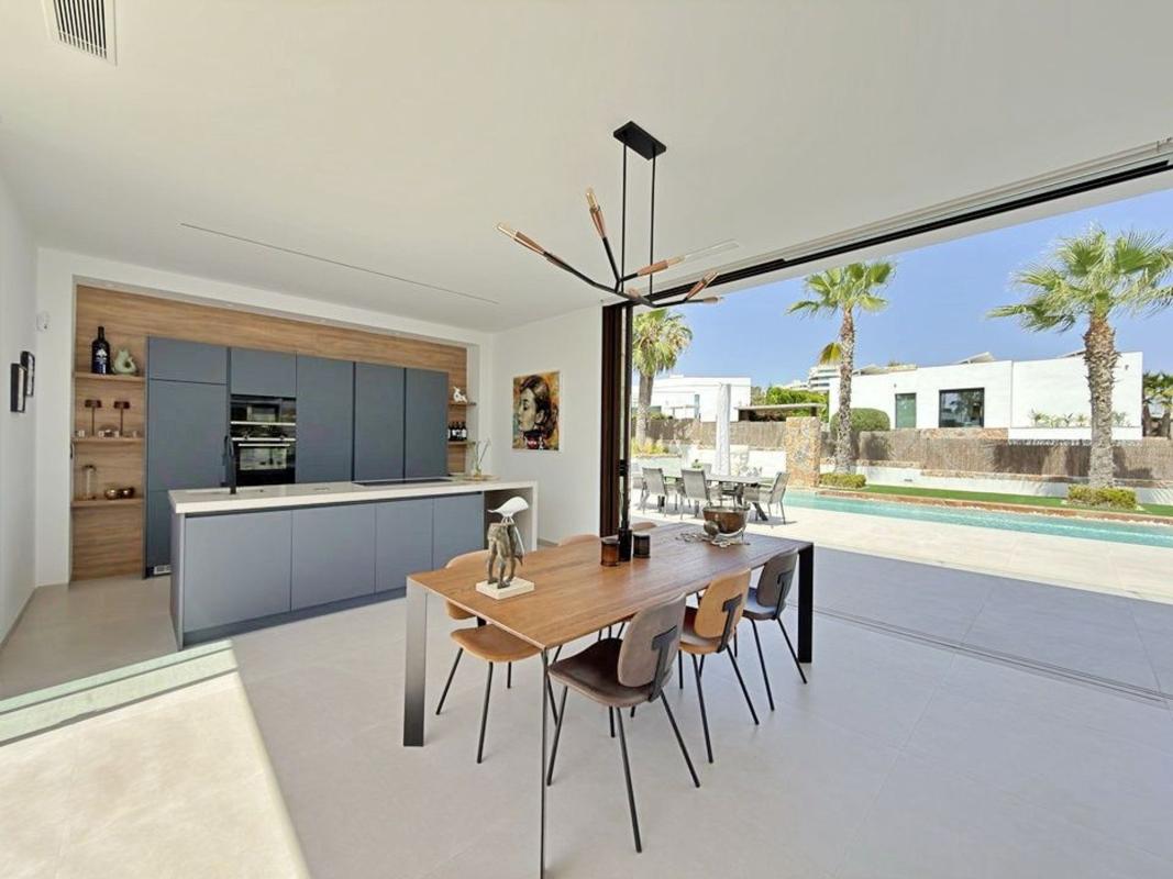 Sprzedaż niezależnego domku jednorodzinnego w Casa o chalet independiente en Calle Peña del Águila s/n, Las Colinas Golf, Orihuela, Orihuela photo 3