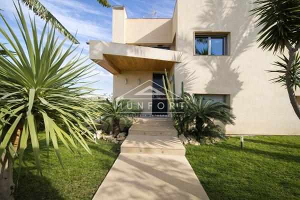 Частный шале на продаже в  Casa o chalet en Los Balcones - Los Altos del Edén, Torrevieja, Торревьеха photo 3
