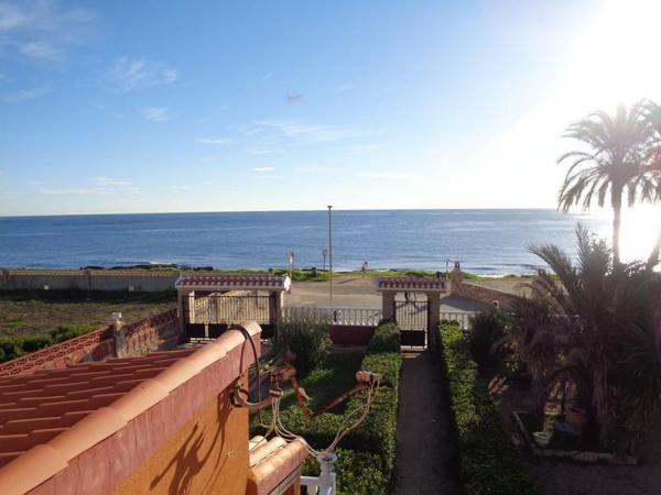Casa o chalet independiente en Avenida Roentgen, Playa de los Locos, Torrevieja photo 4