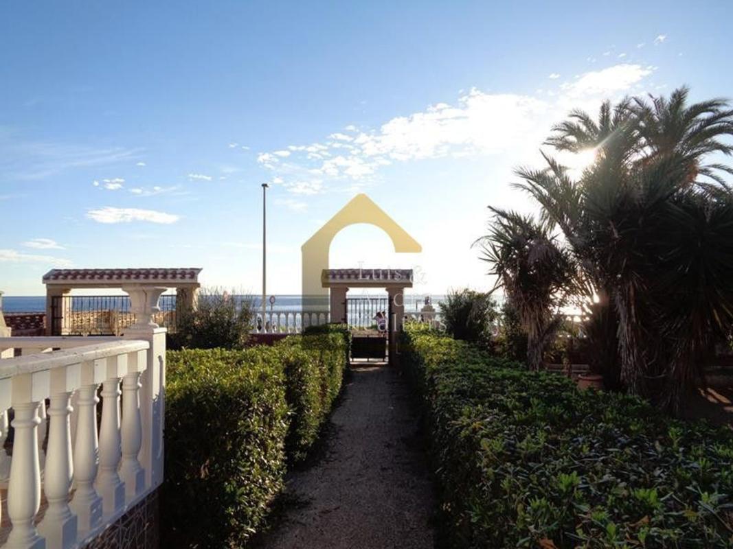 Продажа отдельного шале в Casa o chalet en Punta Prima, Torrevieja, Торревьеха photo 4
