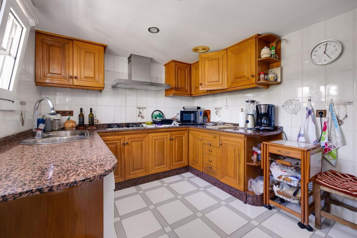 Недвижимость на продажу и в аренду в Испании photo 3