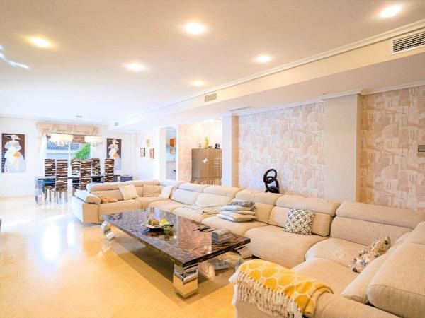 Casa o chalet independiente en Calle Mimosas, Cañada del Molino, Torrevieja thumbnail 2