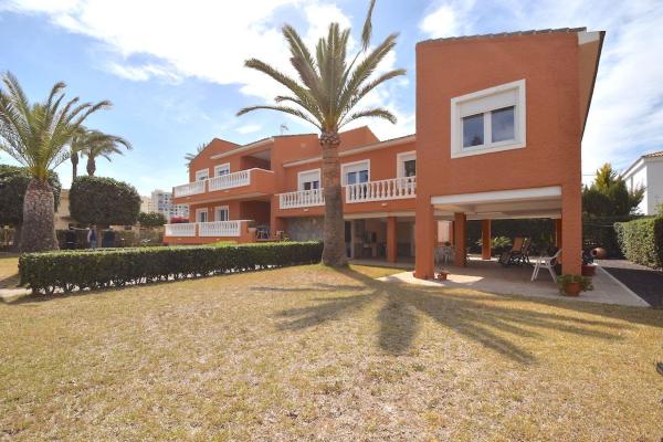Casa o chalet independiente en Calle Mar Rojo, La Veleta, Torrevieja photo 4