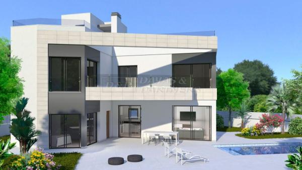 Casa o chalet independiente en Calle Matilde Peñaranda, Nueva Torrevieja, Torrevieja thumbnail 2