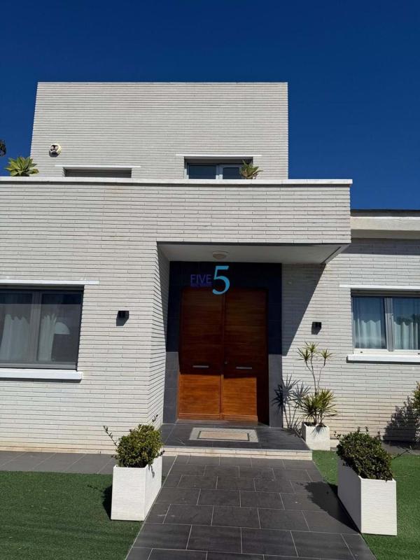 Продажа отдельного шале в  Casa o chalet en La Siesta - El Salado - Torreta, Torrevieja, Торревьеха photo 2