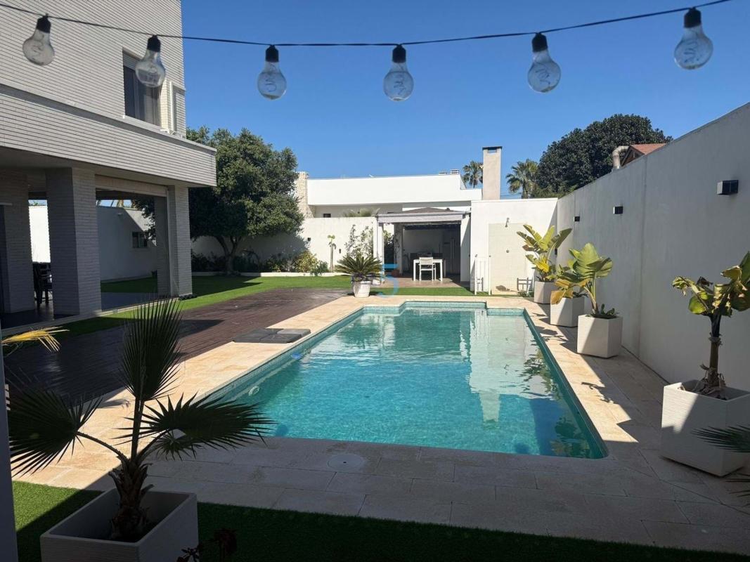 Продажа отдельного шале в  Casa o chalet en La Siesta - El Salado - Torreta, Torrevieja, Торревьеха photo 5