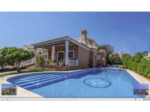 Casa o chalet independiente en Calle de los Hibiscus, Cañada del Molino, Torrevieja photo 1