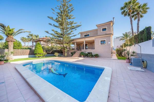 Casa o chalet independiente en Mar Rojo, La Veleta, Torrevieja photo 4