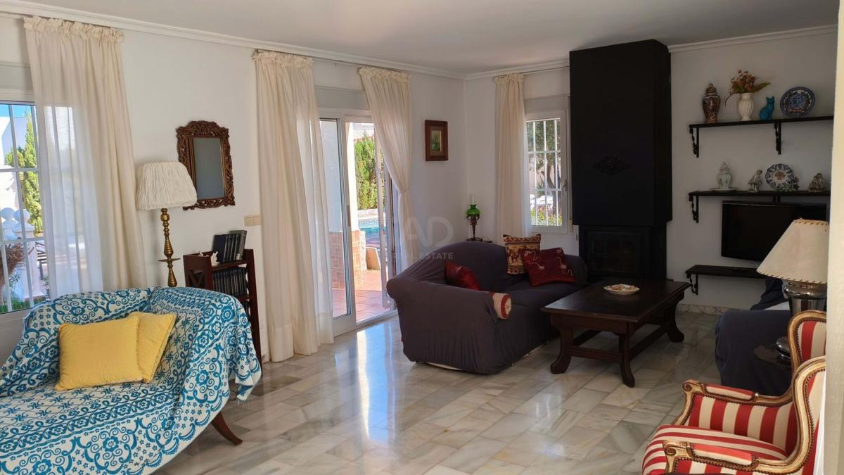 Sprzedaż niezależnego domku jednorodzinnego w Casa o chalet en Cañada del Molino, Torrevieja, Torrevieja photo 3