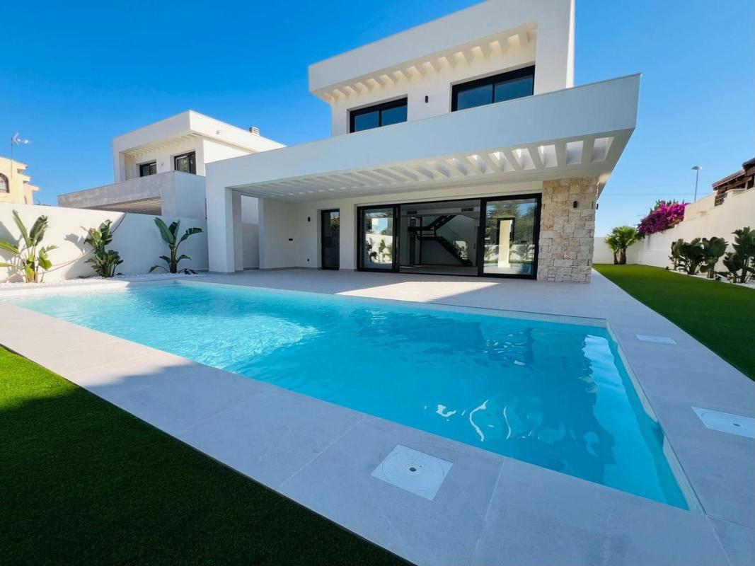 Properties for sale and rent in Spain photo 1
