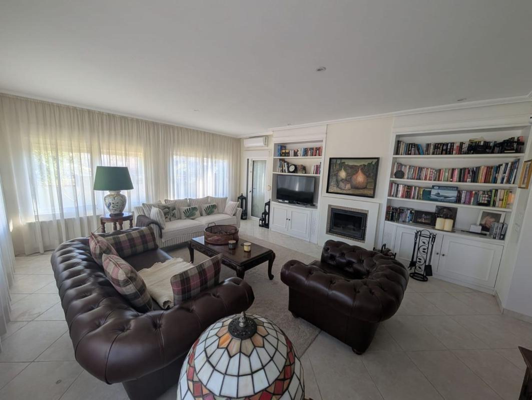 Properties for sale and rent in Spain photo 4