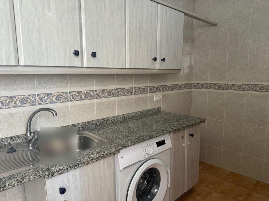 Sale of apartment in Piso en Carolinas Altas, Alicante / Alacant, Alicante
photo 4