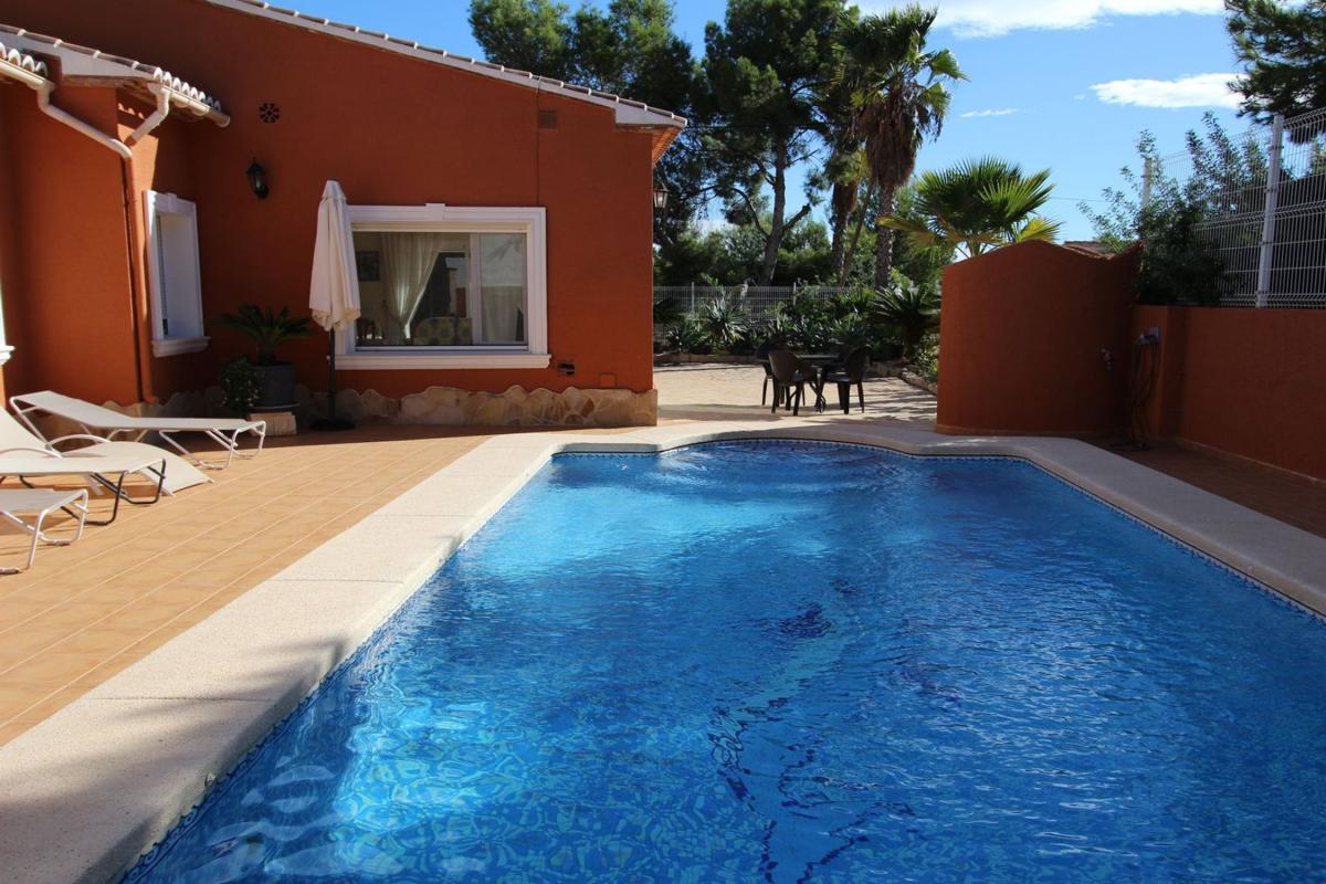 Продажа отдельного шале в Casa o chalet en Manzanera-Tosal, Calpe, Кальпе photo 1