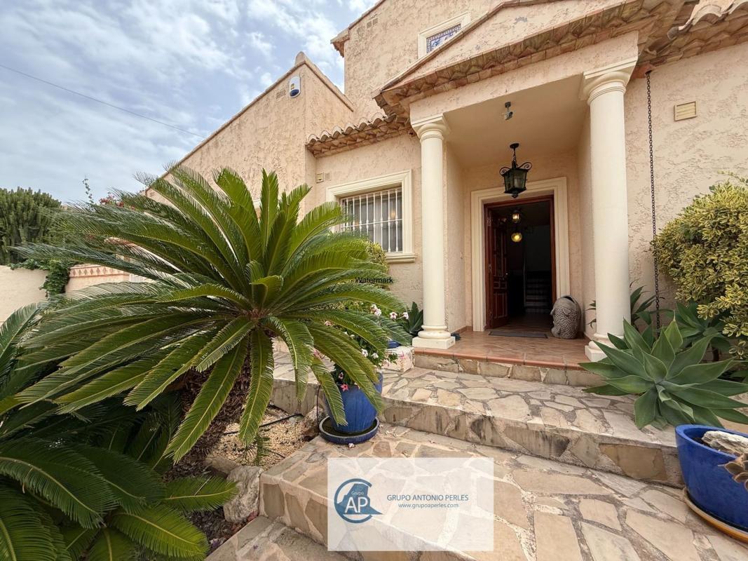 Propiedades en venta y alquiler en España photo 4