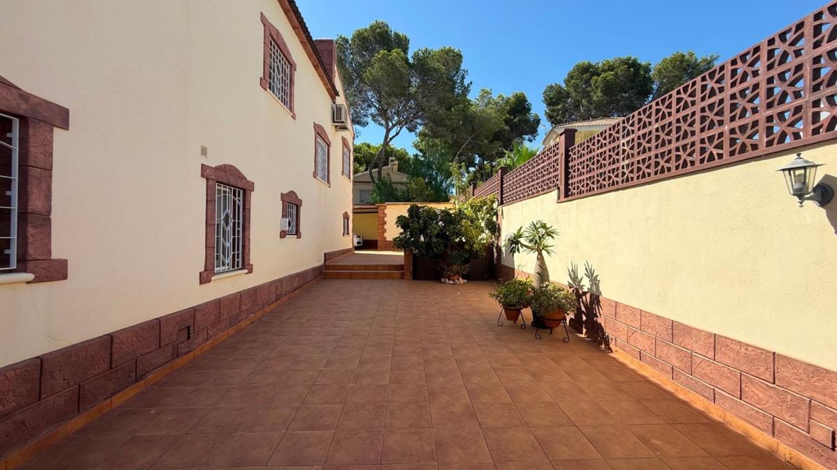 Propiedades en venta y alquiler en España photo 5