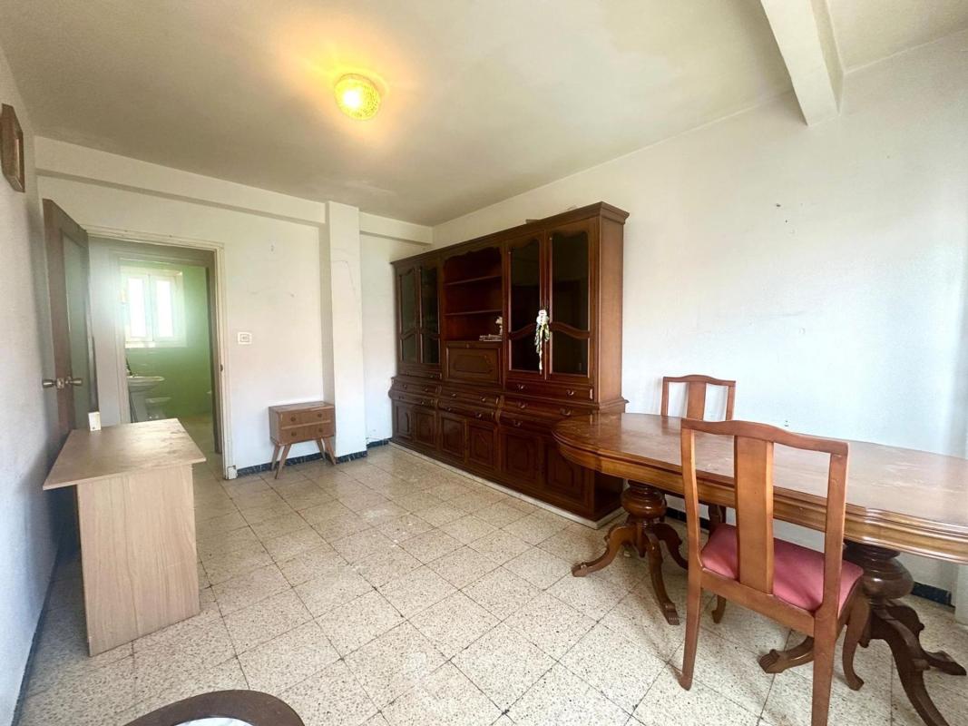 Venta de piso en Piso en Calle Cánovas del Castillo, Carolinas Altas, Alicante / Alacant, Alicante / Alacant
photo 2