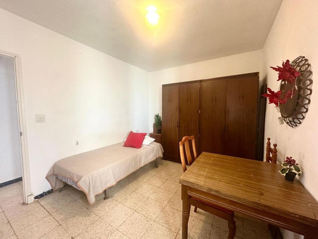 Venta de piso en Piso en Calle Cánovas del Castillo, Carolinas Altas, Alicante / Alacant, Alicante / Alacant
photo 5