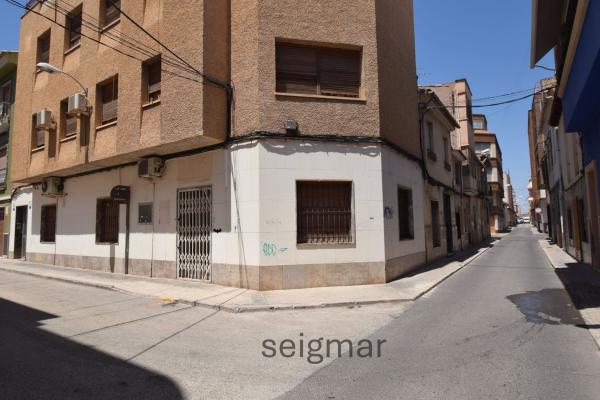 Local en Calle Carles I, Novelda photo 1