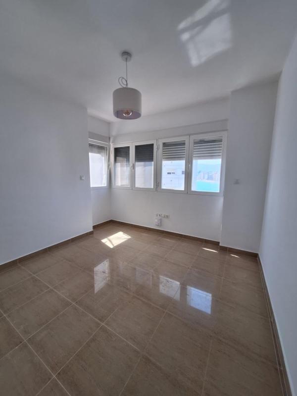 Venta de piso en Piso en Calle Alcalde Manuel Catalán Chana, 17, Zona Sierra Helada, Benidorm, Benidorm
 photo 5