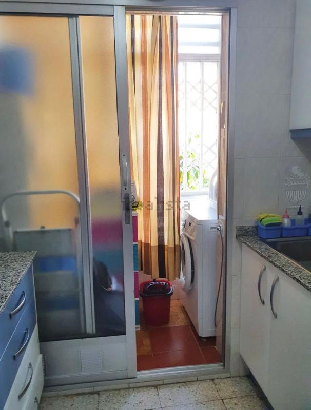 Venta de piso en Piso en Calle Salvador Allende, Juan XXIII, Alicante / Alacant, Alicante / Alacant
 photo 3