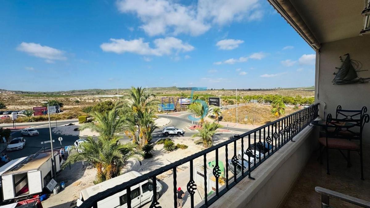 Sale of apartment in Piso en Centro, San Miguel de Salinas, San Miguel de Salinas
photo 4